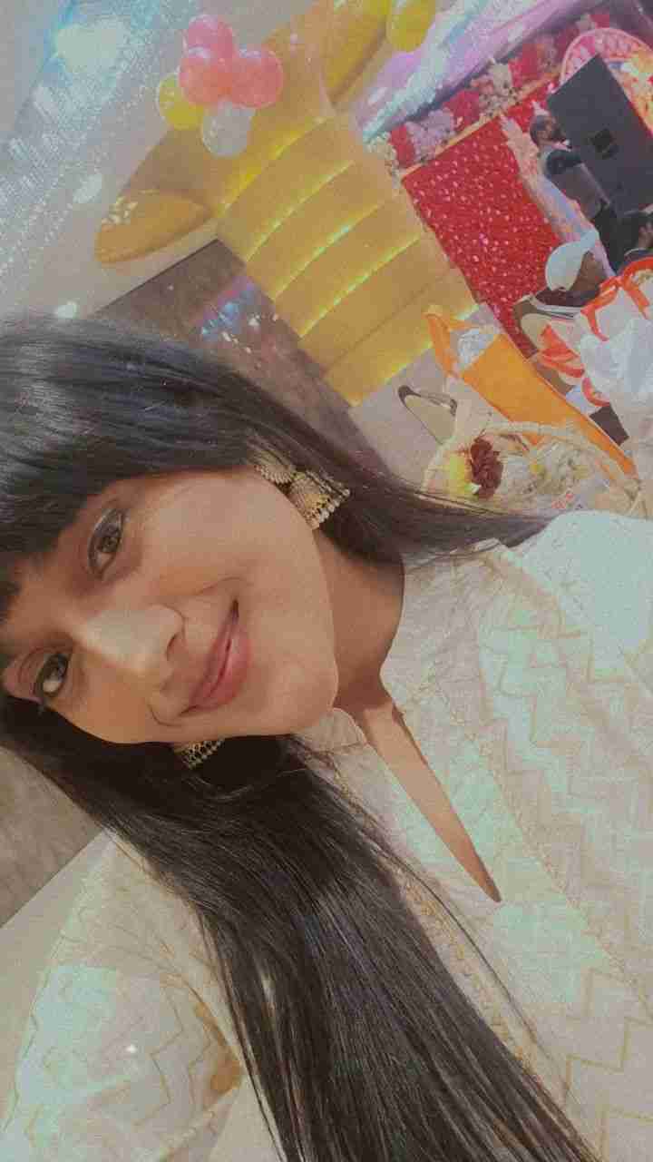 Priyanjuli Singhal